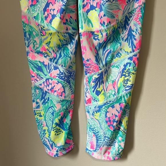 LILLY PULITZER The Weekender Crop Mermaid Cove Legging Blue Pink Green Sz S - Picture 9 of 15